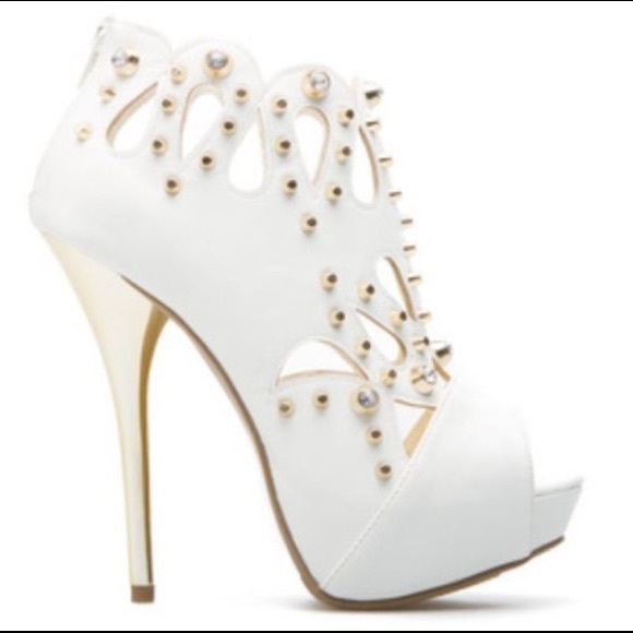 High heels - Picture 1 of 4